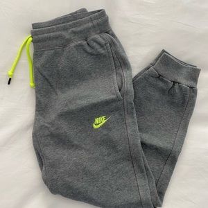 Nike Sweatpants Size Small